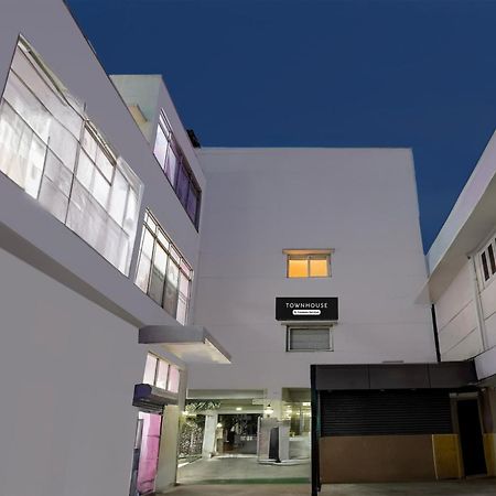 Super Townhouse Arcot Road Near Kauvery Hospital Chennai Extérieur photo