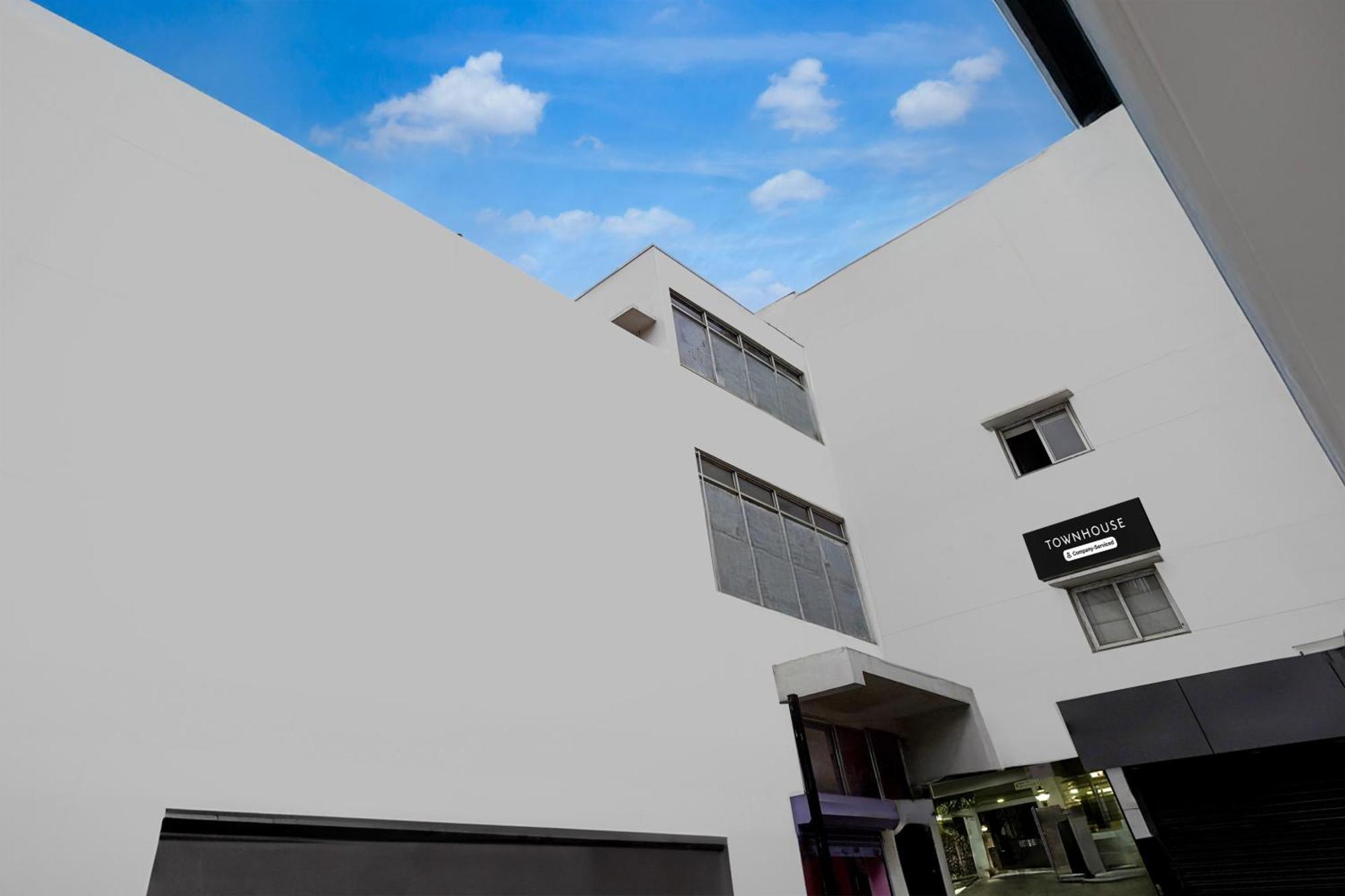 Super Townhouse Arcot Road Near Kauvery Hospital Chennai Extérieur photo