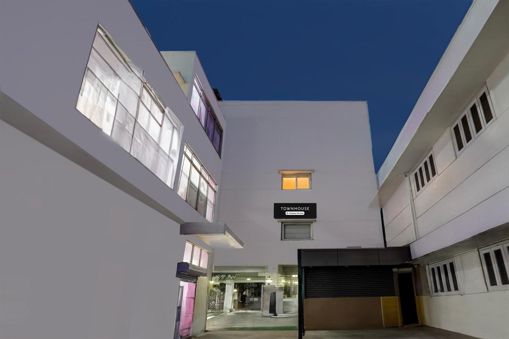 Super Townhouse Arcot Road Near Kauvery Hospital Chennai Extérieur photo