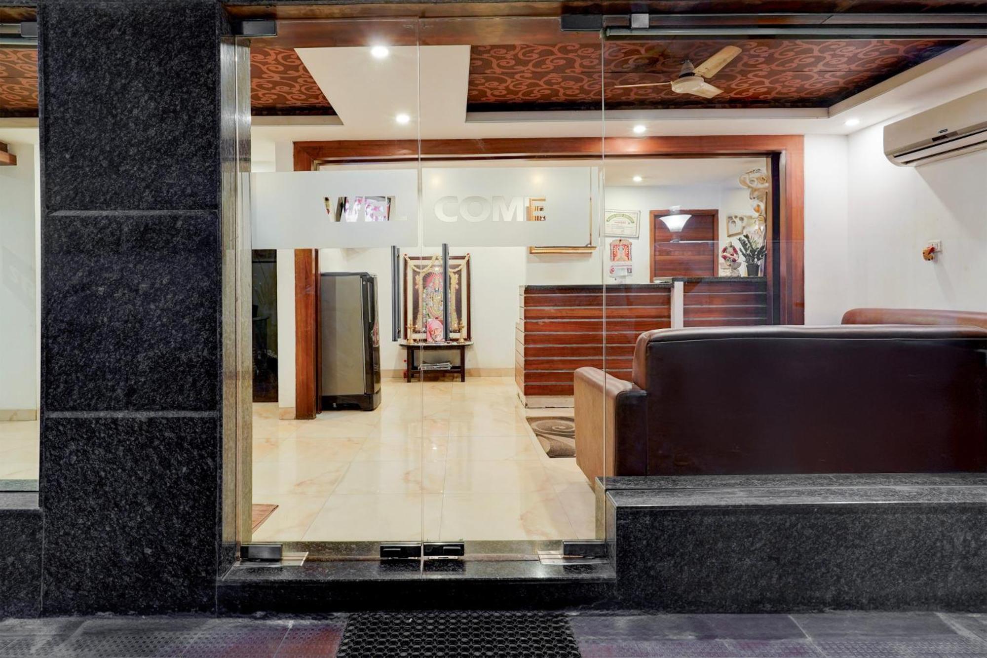 Super Townhouse Arcot Road Near Kauvery Hospital Chennai Extérieur photo