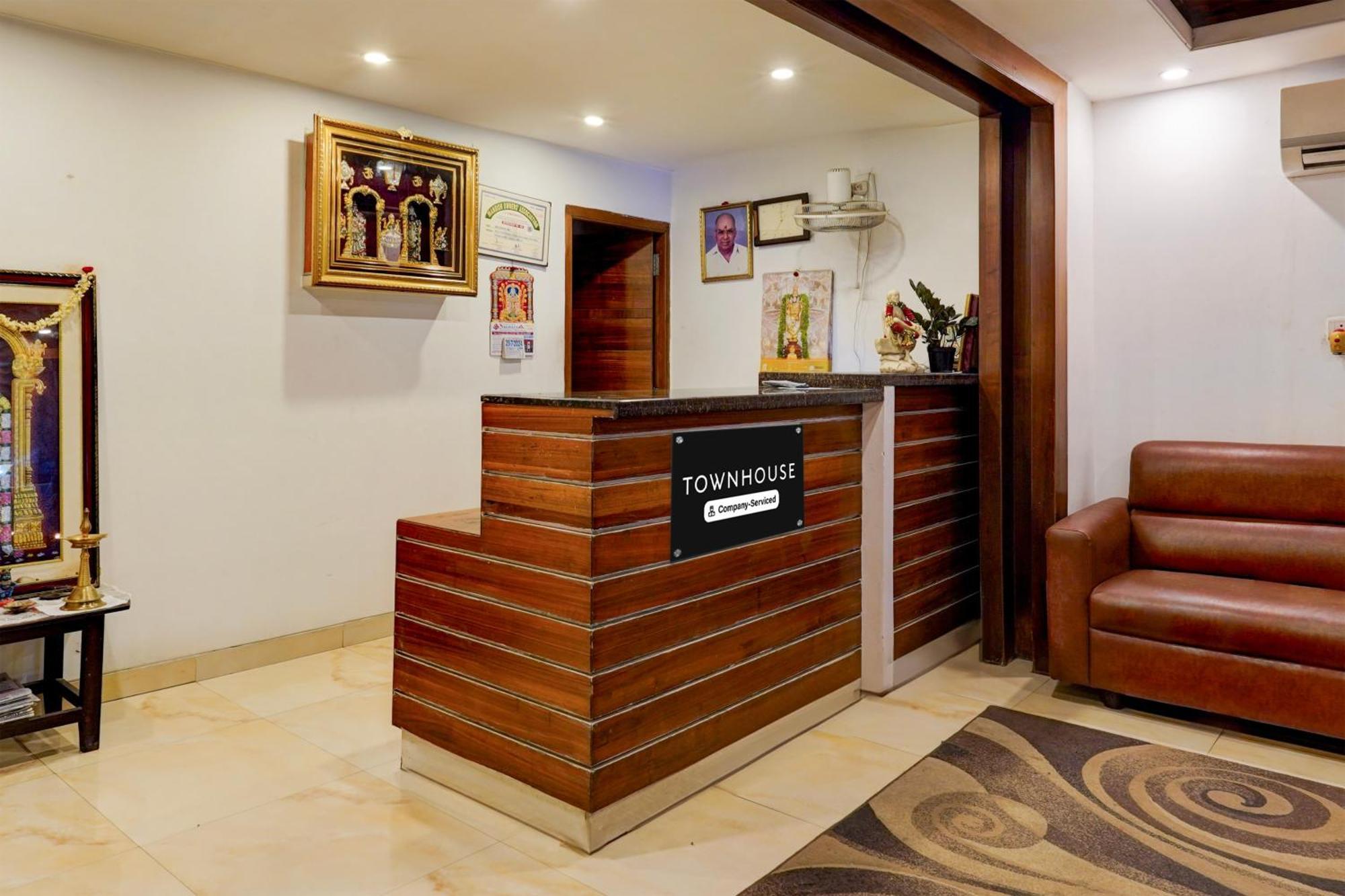Super Townhouse Arcot Road Near Kauvery Hospital Chennai Extérieur photo